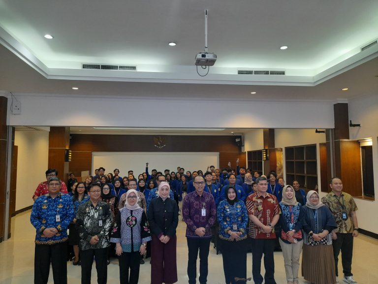 Mahasiwa dan Dosen Prodi IHI Melakukan Kunjungan Studi ke Kementerian Hukum RI